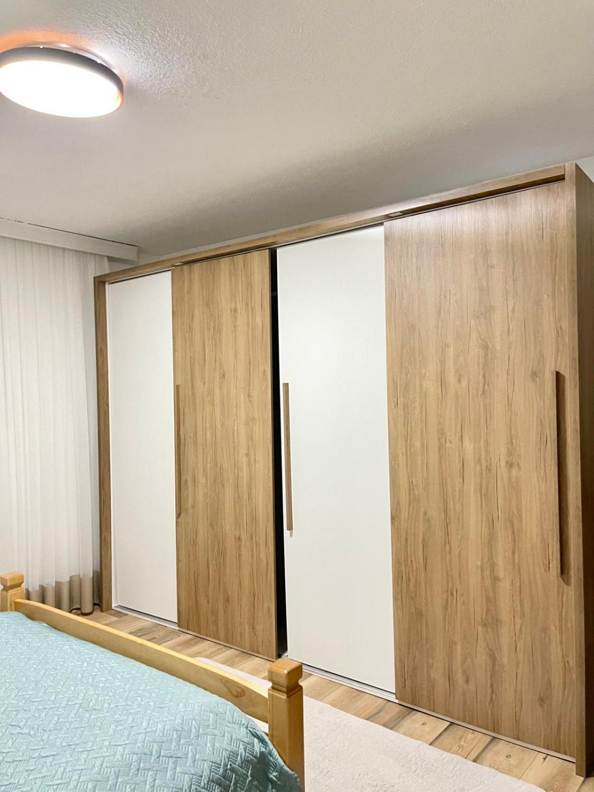 Nesi Apartmenti Приштина Екстер'єр фото